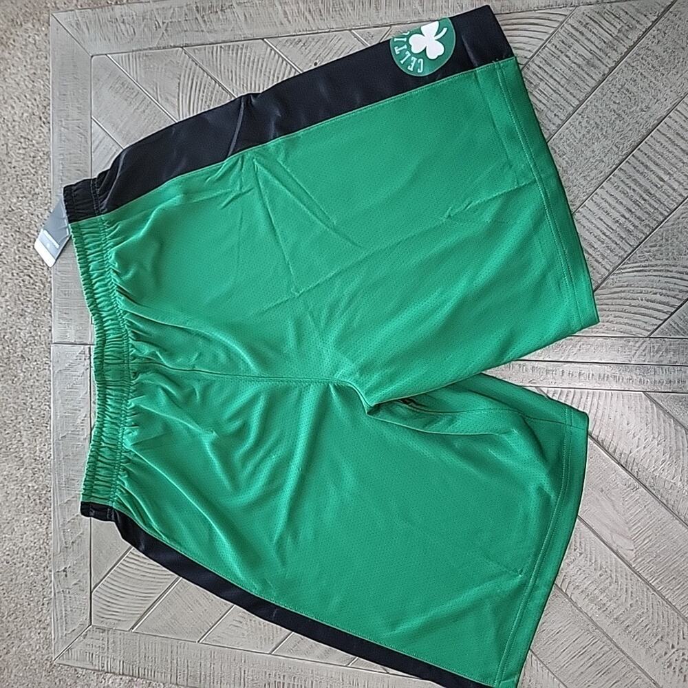 Nike NBA Practice Shorts Boston Celtics Team Issued 11" RARE NWT - Picture 6 of 7